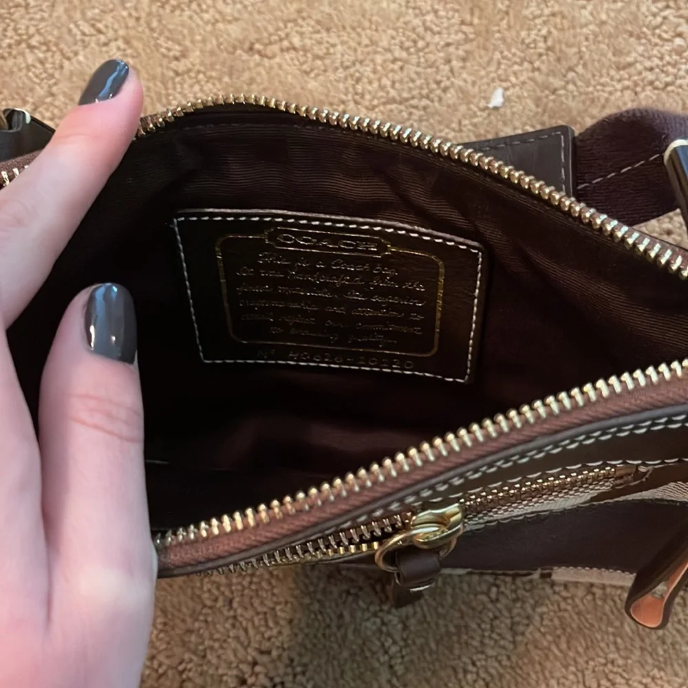 Coach Shoulder Bag - Picture 5 of 5